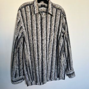 Riscatto shirt, size large, multi color.